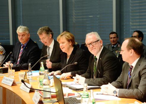 Hellmich, Wolfgang; Merkel, Angela Paul-Löbe-Haus, Sitzungssaal
