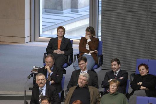 Pau, Petra; Lötzsch, Gesine Reichstagsgebäude, Plenarsaal