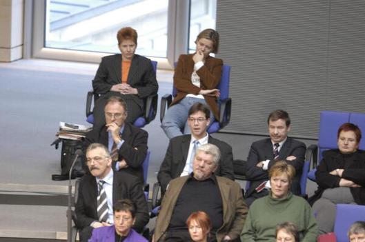 Pau, Petra; Lötzsch, Gesine Reichstagsgebäude, Plenarsaal