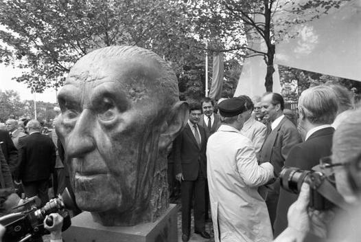 Windelen, Heinrich; Daniels, Hans 