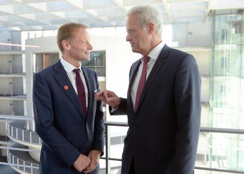 Ramsauer, Peter; Hudák, Vazil Paul-Löbe-Haus, Innenansicht