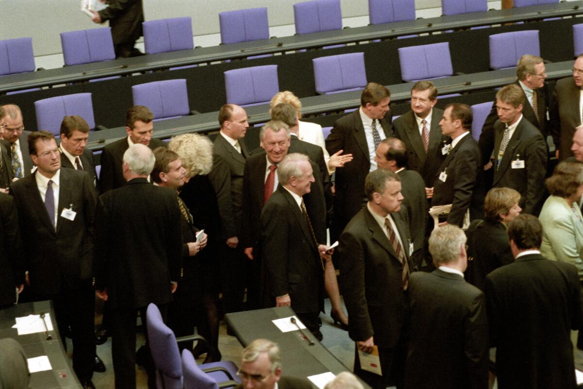 Rau, Johannes Bundesversammlung am 23. Mai 1999 im Plenarsaal in Berlin.; Bundesversammlung, Plenarsaal, Wahl, Bundespräsident