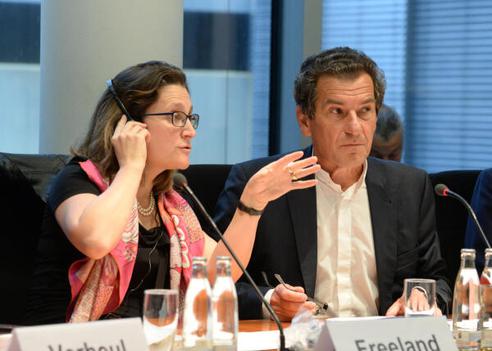 Barthel, Klaus; Freeland, Chrystia Paul-Löbe-Haus, Sitzungssaal