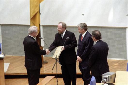 Rau, Johannes; Thierse, Wolfgang; Koch, Roland Liegenschaften in Bonn, Plenargebäude