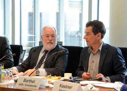 Barthel, Klaus; Canete, Miguel Arias Paul-Löbe-Haus, Sitzungssaal