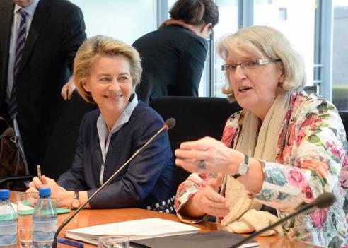 Weber, Gabi; Leyen, Ursula von der Paul-Löbe-Haus, Sitzungssaal