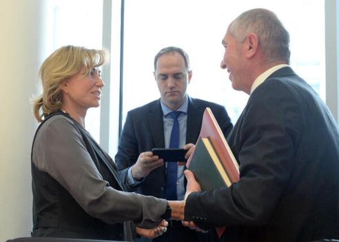 Wöhrl, Dagmar G.; Zatari, Daoud Paul-Löbe-Haus, Sitzungssaal
