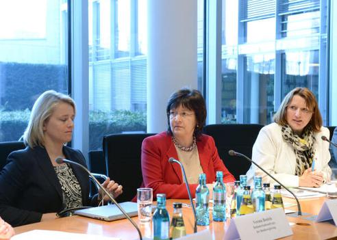 Brehmer, Heike; Hildebrandt, Carmen; Bentele, Verena Paul-Löbe-Haus, Sitzungssaal