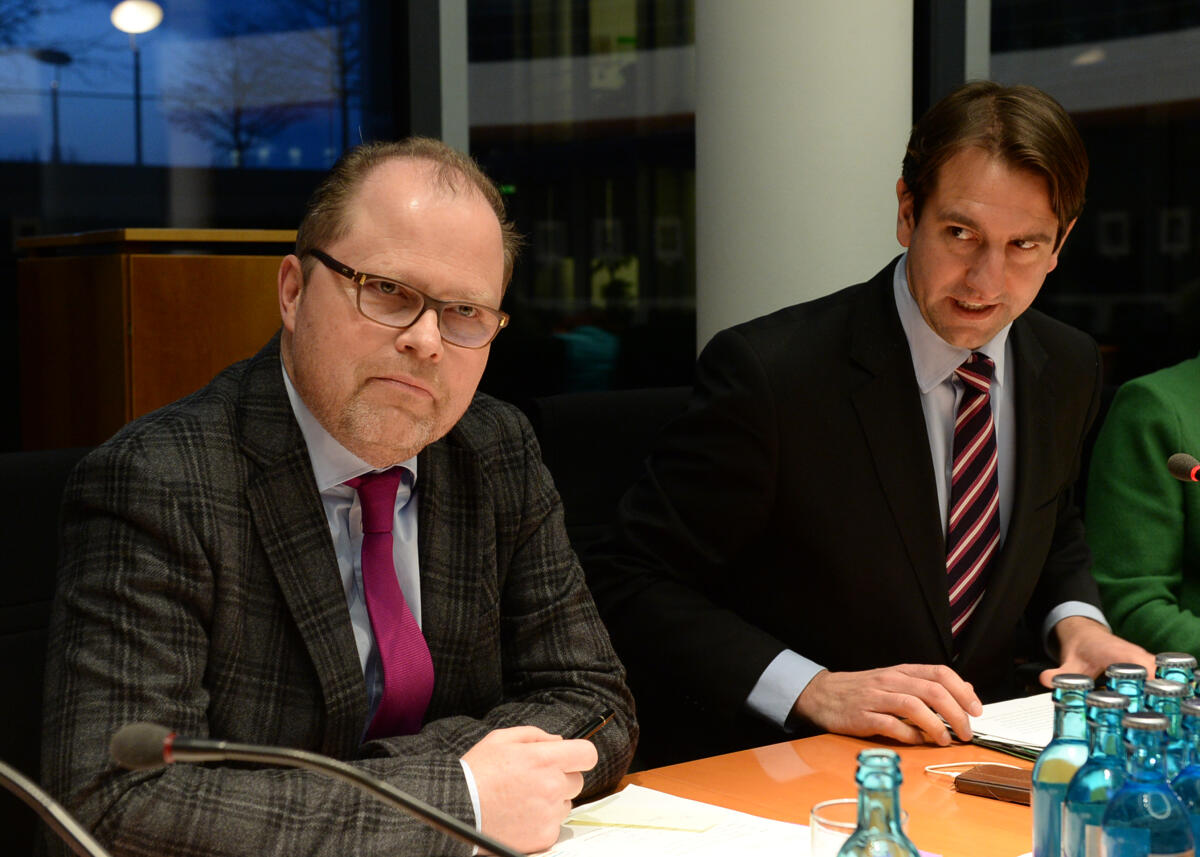 Jung, Andreas; Lange, Christian Christian Lange, SPD, Parlamentarischer Staatssekretär, ist in der 23. Sitzung des Parlamentarischen Beirats für nachhaltige Entwicklung zu Gast. Diese wird vom Vorsitzenden Andreas Jung, (re), CDU/CSU, geleitet.