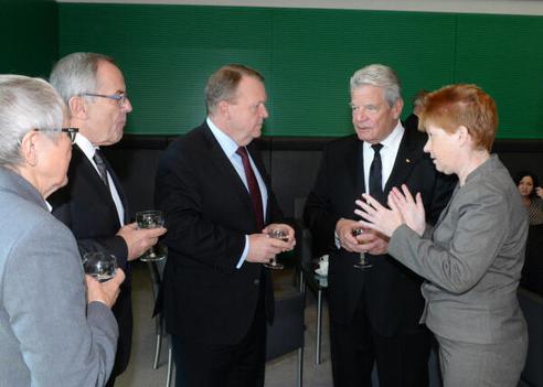 Pau, Petra; Gauck, Joachim; Rasmussen, Lars Løkke; Schneiderhan, Wolfgang Reichstagsgebäude, Plenarsaal