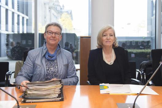 Steinke, Kersten; O'Reilly, Emily Paul-Löbe-Haus, Sitzungssaal