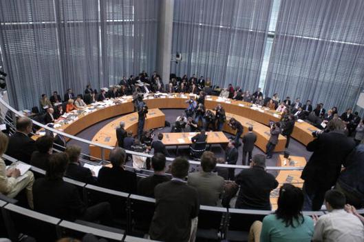  Marie-Elisabeth-Lüders-Haus, Anhörungssaal