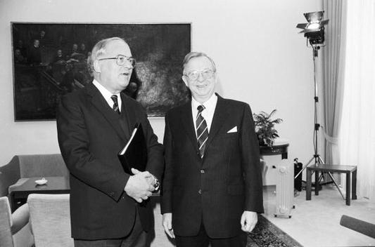 Berkhan, Karl Wilhelm; Barzel, Rainer 