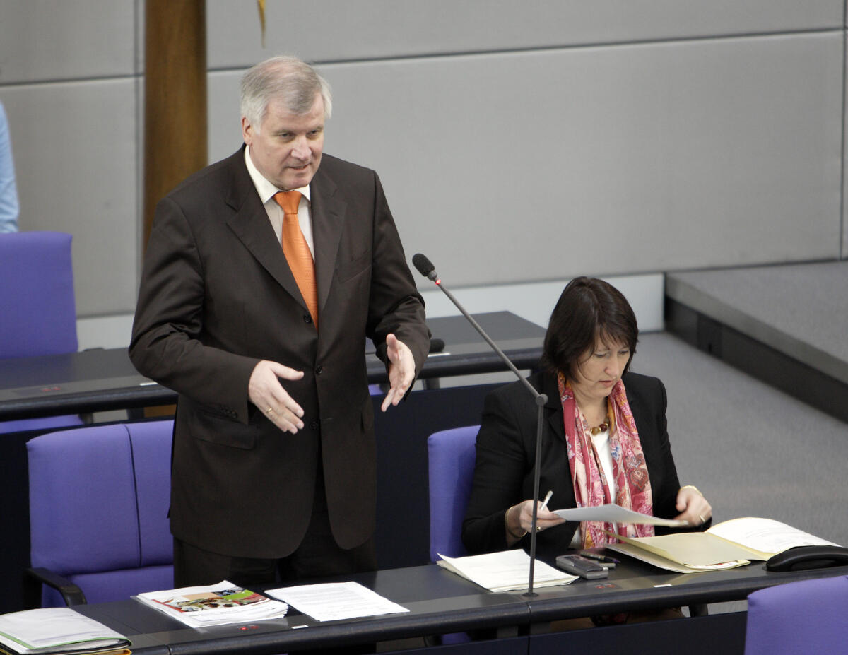 Bundesverbraucherschutzminister Horst Seehofer , CDU/CSU, spricht vor dem Deutschen Bundestag am 23.04.2008 Bundesverbraucherschutzminister Horst Seehofer , CDU/CSU, spricht vor dem Deutschen Bundestag am 23.04.2008