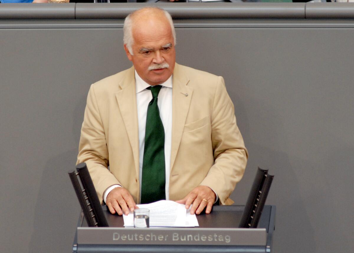 Gauweiler, Peter Dr. Peter Gauweiler, CDU/CSU, Bundestagsabgeordneter, Abgeordneter, Mitglied des Deutschen Bundestages, MdB, Rede, Deutscher Bundestag, 229. Sitzung, TOP 3, Thema: Vetrag von Lissabon.; Rednerpult.