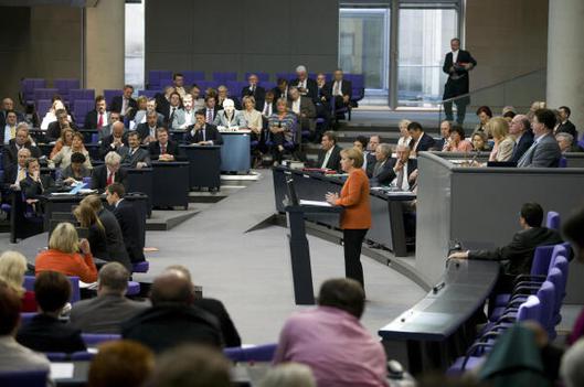 Merkel, Angela Reichstagsgebäude, Plenarsaal