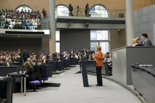 Merkel, Angela Reichstagsgebäude, Plenarsaal