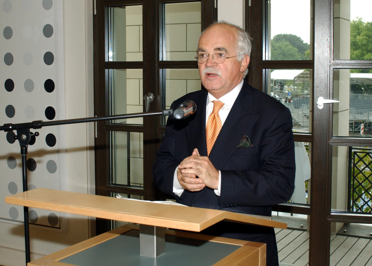 Gauweiler, Peter Der Vorsitzende des Unterausschusses "Auswärtige Kultur- und Bildungspolitik" des Deutschen Bundestages, Dr. Peter Gauweiler, CDU/CSU, empfängt mehrere Kulturattache.