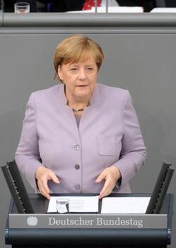Merkel, Angela Reichstagsgebäude, Plenarsaal
