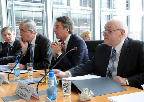 Hinsken, Ernst; Schröder, Ulrich; Burgbacher, Ernst Paul-Löbe-Haus, Sitzungssaal