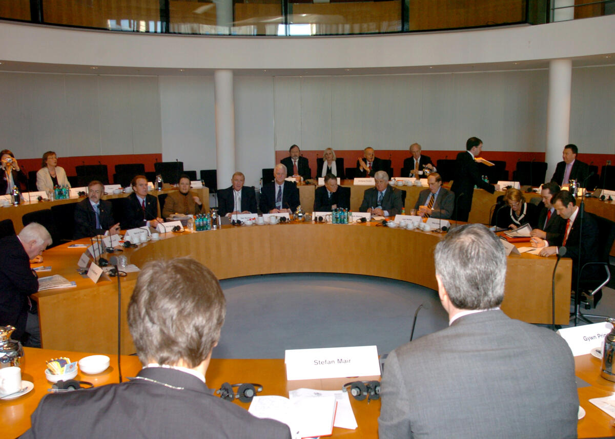 24. Annual Congress-Bundestag Seminar.; Gemeinsame Tagung der Congressional Study Group on Germany und der Parlamentariergruppe USA des Deutschen Bundestages.; Gruppenfoto 24. Annual Congress-Bundestag Seminar.; Gemeinsame Tagung der Congressional Study Group on Germany und der Parlamentariergruppe USA des Deutschen Bundestages.; Gruppenfoto