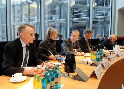 Klose, Hans-Ulrich Paul-Löbe-Haus, Sitzungssaal
