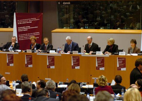 Lammert, Norbert; Pöttering, Hans-Gert Europäisches Parlament