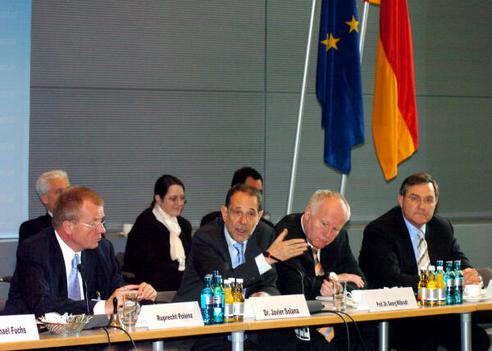 Polenz, Ruprecht; Jung, Franz Josef; Milbradt, Georg; Solana, Javier Reichstagsgebäude, Protokollsaal