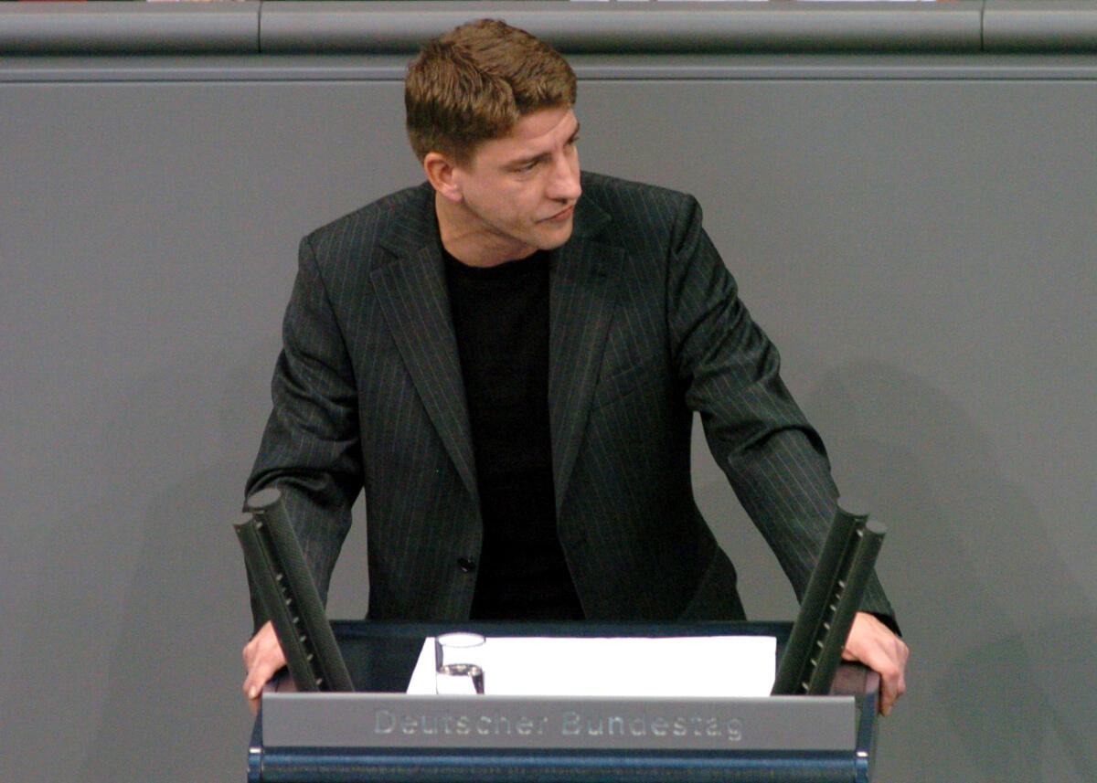Leutert, Michael Michael Leutert, Bundestagsabgeordneter, Abgeordneter, Mitglied Deutscher Bundestag, MdB, DIE LINKE., Rede, Deutscher Bundestag, 70. Sitzung, TOP 3, Thema: Menschenrechtspolitik.; Rednerpult.