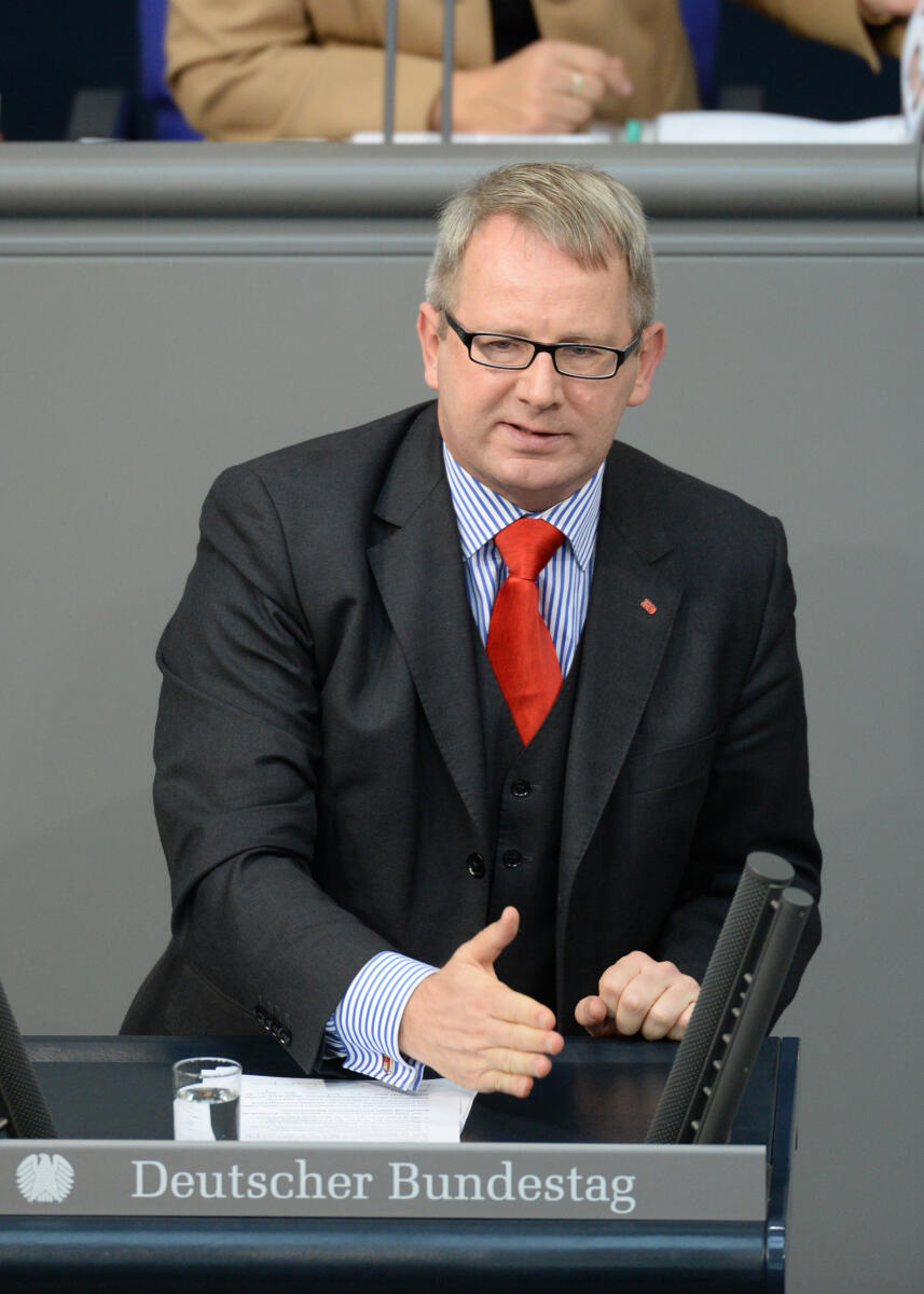 Kahrs, Johannes Johannes Kahrs, SPD, Bundestagsabgeordneter, Abgeordneter, Mitglied Deutscher Bundestag, MdB, Rede, 63. Sitzung, Top 5, Thema: Europäische Bankenunion, Redner 3.; Rednerpult.