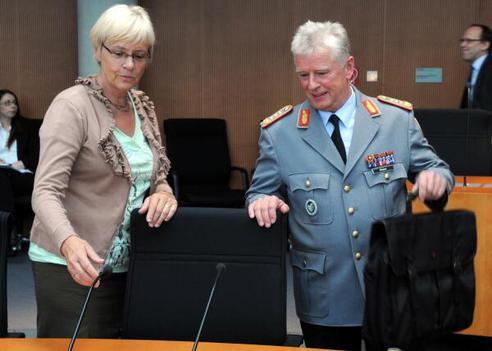 Kastner, Susanne; Wieker, Volker Paul-Löbe-Haus, Sitzungssaal