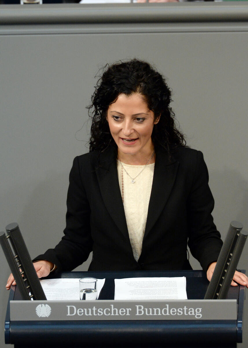 Cansel Kiziltepe, SPD, Bundestagsabgeordnete, Abgeordnete, Mitglied Deutscher Bundestag, MdB, Rede, 68. Sitzung, Epl 08, Epl 20, Thema: Haushalt - Finanzen, Bundesrechnungshof, Redner 12.; Rednerpult. Kiziltepe, Cansel Cansel Kiziltepe, SPD, Bundestagsabgeordnete, Abgeordnete, Mitglied Deutscher Bundestag, MdB, Rede, 68. Sitzung, Epl 08, Epl 20, Thema: Haushalt - Finanzen, Bundesrechnungshof, Redner 12.; Rednerpult.