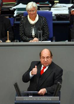 Zylajew, Willi; Hasselfeldt, Gerda Reichstagsgebäude, Plenarsaal