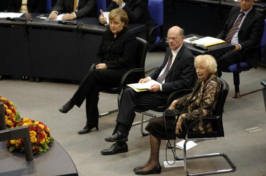 Merkel, Angela; Renger, Annemarie; Lammert, Norbert Reichstagsgebäude, Plenarsaal