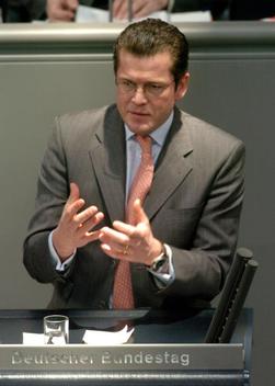 Guttenberg, Karl-Theodor Freiherr zu Reichstagsgebäude, Plenarsaal