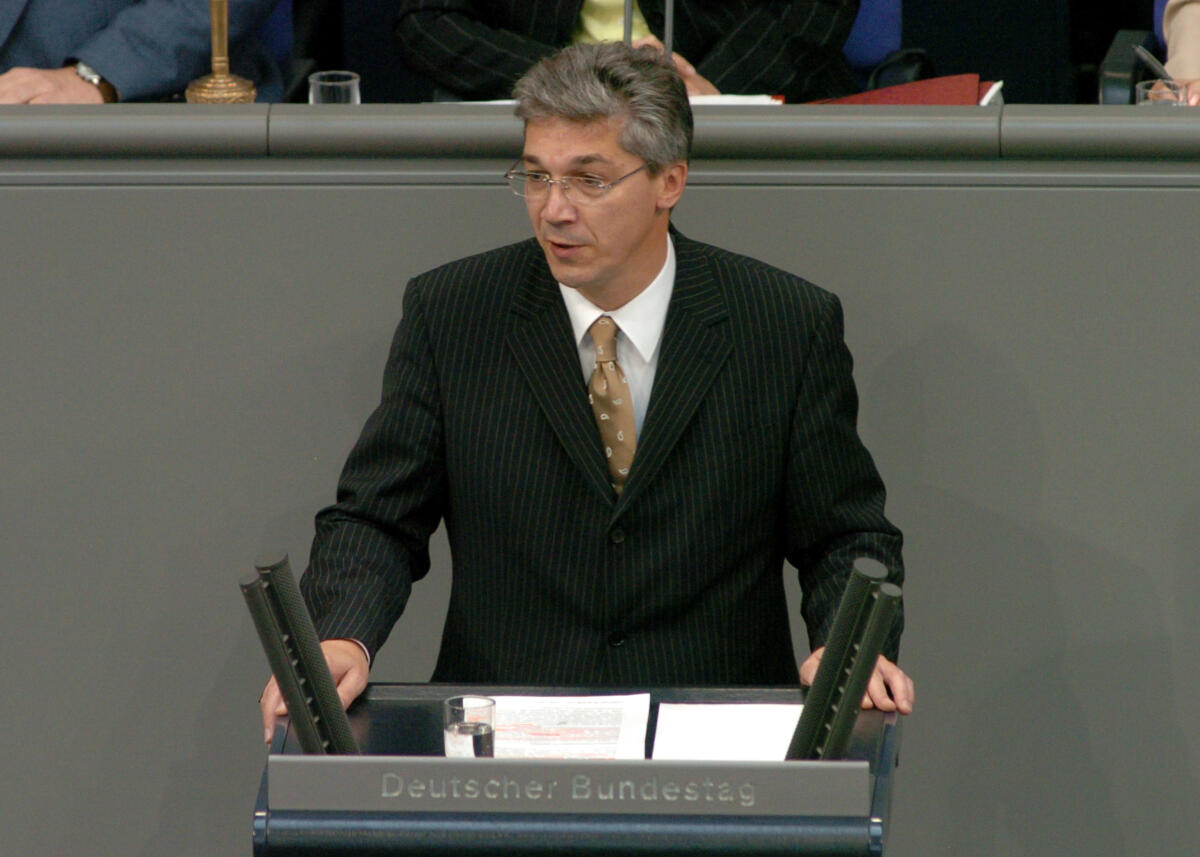 Göbel, Ralf Ralf Göbel, CDU/CSU, Rede, Deutscher Bundestag, 54.Sitzung, TOP 04, Thema:  Regierungserklärung "Deutsche Inslamkonferenz"; Rednerpult