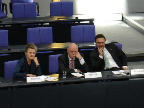 Künast, Renate; Struck, Peter; Friedrich, Hans-Peter Reichstagsgebäude, Plenarsaalebene