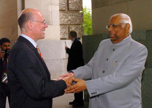 Lammert, Norbert; Chatterjee, Somnath Reichstagsgebäude, Ostportal