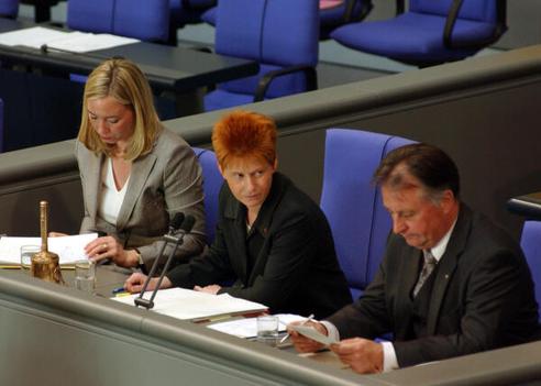 Pau, Petra; Koschorrek, Rolf; Gruß, Miriam Reichstagsgebäude, Plenarsaal