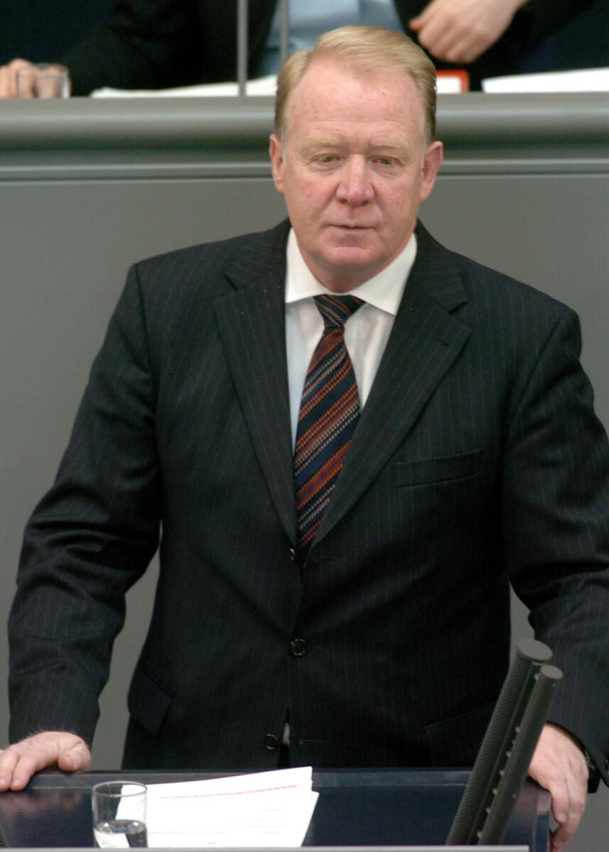 Michelbach, Hans Hans Michelbach, MdB, CDU/CSU, Rede, Deutscher Bundestag, 25.Sitzung, TOP4, Thema: Reform der direkten Steuern, Redner 6

Rednerpult