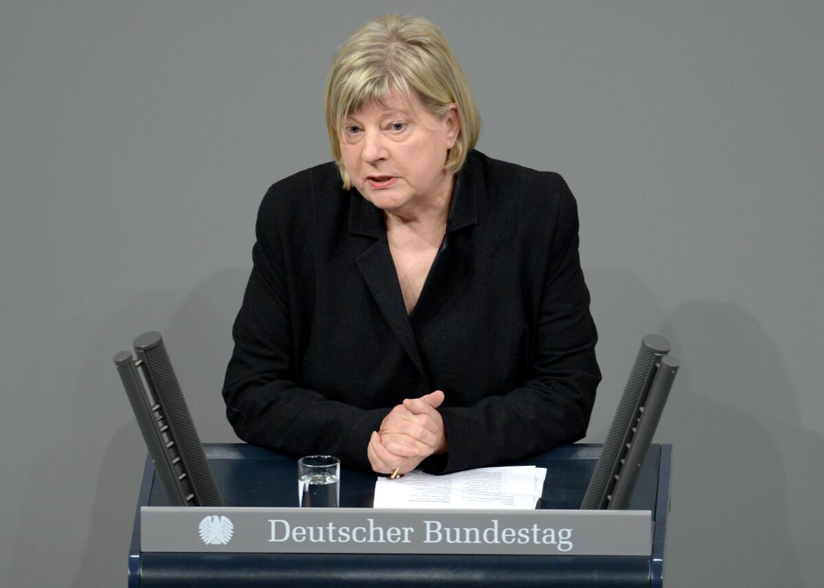 Helga Kühn-Mengel, SPD, Bundestagsabgeordnete, Abgeordnete, Mitglied des Deutschen Bundestages, MdB, Rede, Deutscher Bundestag, 17. Sitzung, Top 7, Thema: Patientenberatung.; Rednerpult. Kühn-Mengel, Helga Helga Kühn-Mengel, SPD, Bundestagsabgeordnete, Abgeordnete, Mitglied des Deutschen Bundestages, MdB, Rede, Deutscher Bundestag, 17. Sitzung, Top 7, Thema: Patientenberatung.; Rednerpult.