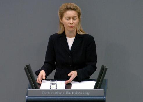 Leyen, Ursula von der Reichstagsgebäude, Plenarsaal