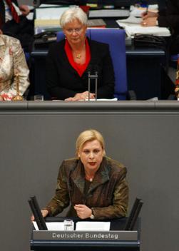 Mattheis, Hilde; Hasselfeldt, Gerda Reichstagsgebäude, Plenarsaal