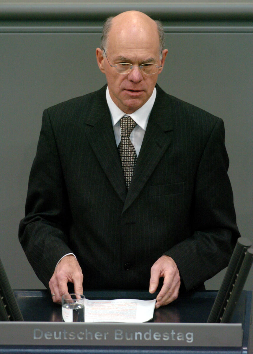 Lammert, Norbert Bundestagspräsident Dr. Norbert Lammert , CDU/CSU, bei seiner Rede am  Tag des Gedenkens an die Opfer des Nationalsozialismus, Gedenkstunde des Deutschen Bundestages.