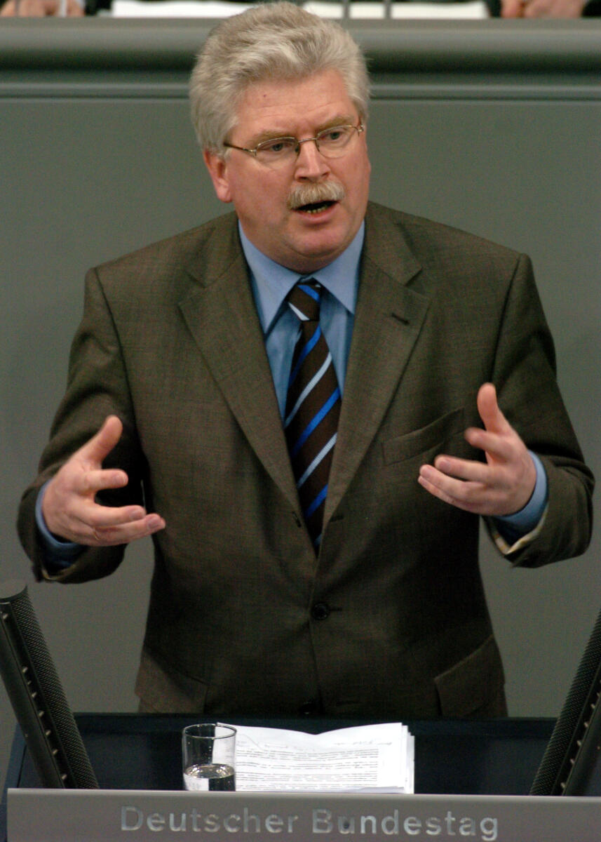 Zeil, Martin Martin Zeil, MdB, FDP, Rede Deutscher Bundestag, 11. Sitzung, TOP 4, Thema: Gesetz gegen Wettbewerbsbeschränkungen, 8. Redner.; Rednerpult.