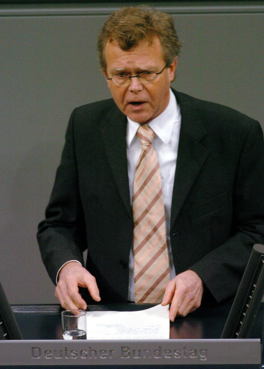 Steenblock, Rainder Rainder Steenblock, MdB, Bündnis 90/Die Grünen, Rede, Deutscher Bundestag, 8. Sitzung, TOP 4, Thema: Europäischer Rat in Brüssel/Aussprache, Redner 5; Rednerpult.