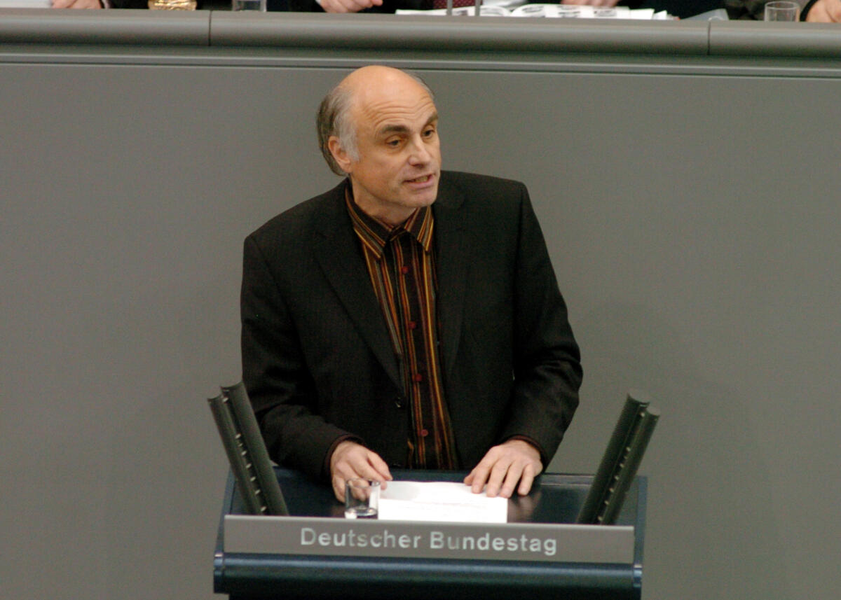 Schäfer, Paul Paul Schäfer, MdB, DIE LINKE., Rede, Deutscher Bundestag, 6. Sitzung.; Rednerpult.