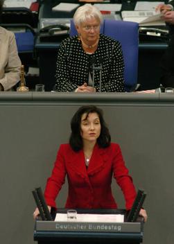 Reiche, Katherina; Hasselfeldt, Gerda Reichstagsgebäude, Plenarsaal