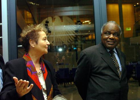 Pohamba, Hifikepunye; Däubler-Gmelin, Herta Reichstagsgebäude, Plenarsaalebene