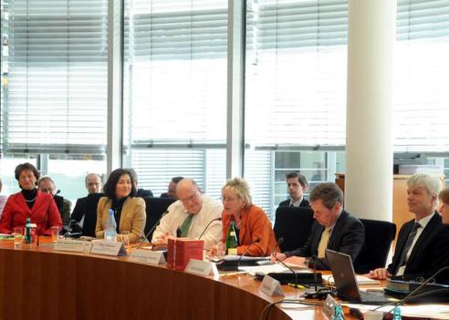 Bulling-Schröter, Eva; Altmaier, Peter; Reiche, Katherina Paul-Löbe-Haus, Sitzungssaal